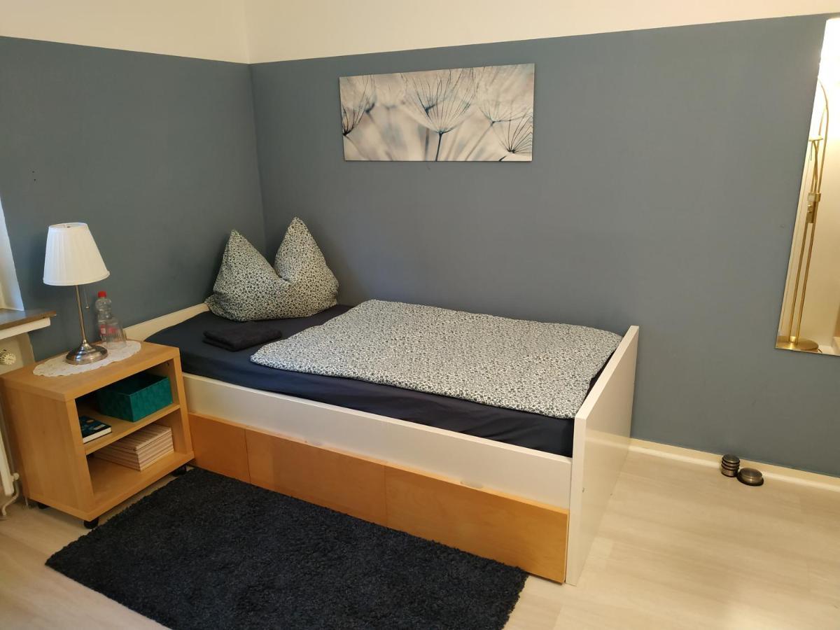 Bed & Breakfast Bonn 24 Mai Bis14 Juni Mit Hund In Der Wohnung Exterior foto